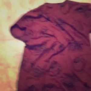 Kids unicorn shirt maroon